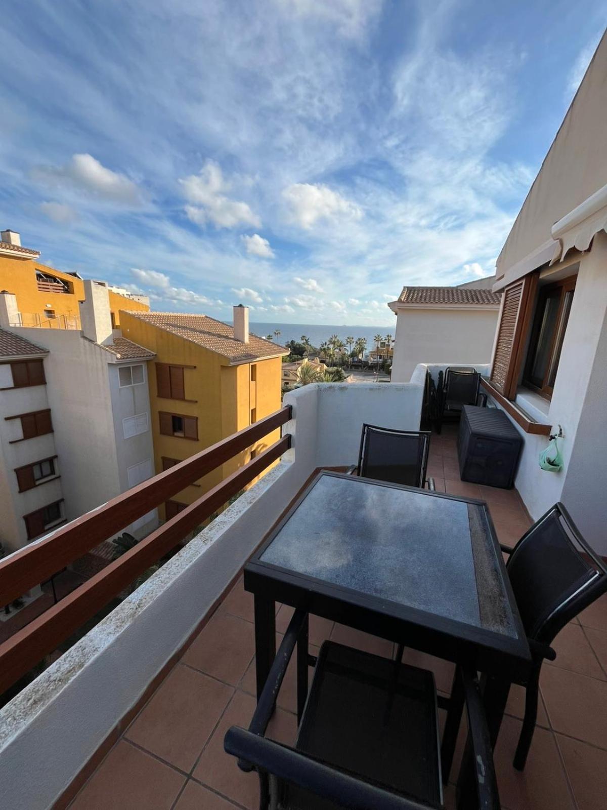 Apartment Cc8 Ii By Zanis